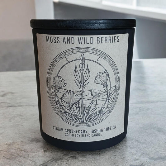 Moss and Wild Berries 10oz Soy Blend Candle