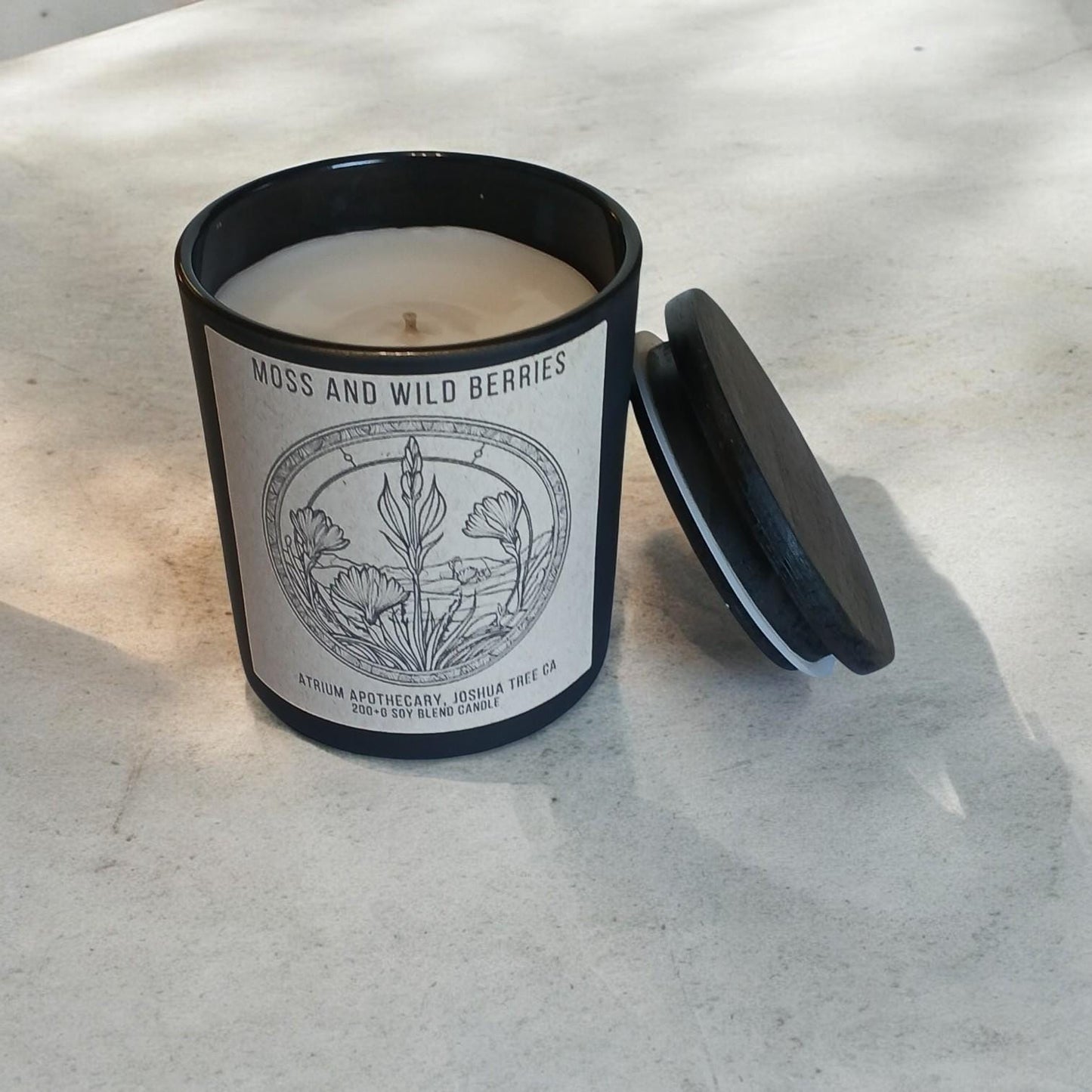 Oakmoss and Berries Candle | Moss & Wild Berries | 10oz Soy Blend | For Him or Her
